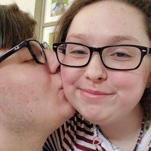 Meet your Posher, Kenzie